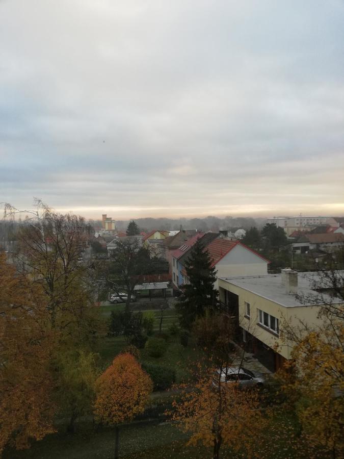 Plne Vybaveny Apartman Polni 1299 Apartment Kojetin Bagian luar foto
